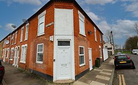 33 Stanley Road